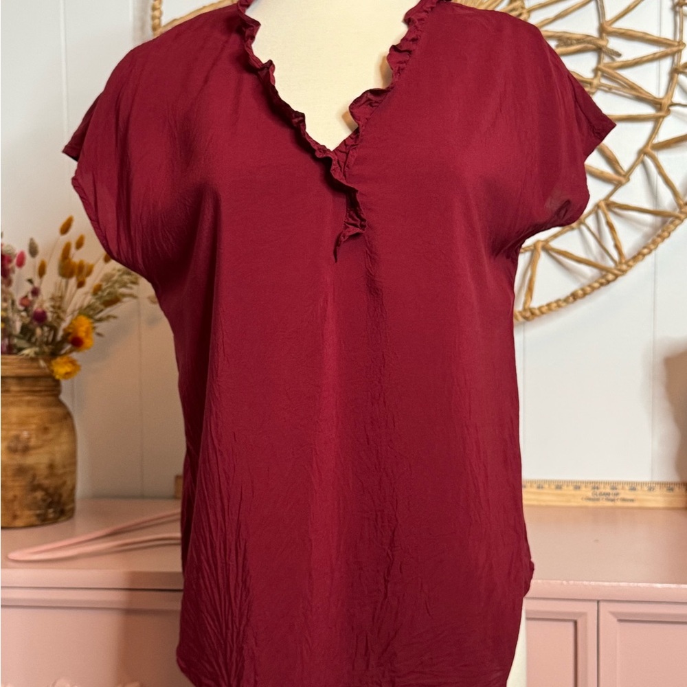 Women’s Large Elegant Burgundy Ruffle Top